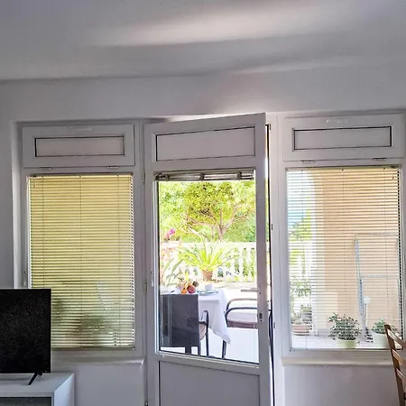 Gemuetliches Erdgeschossstudio By Interhome *